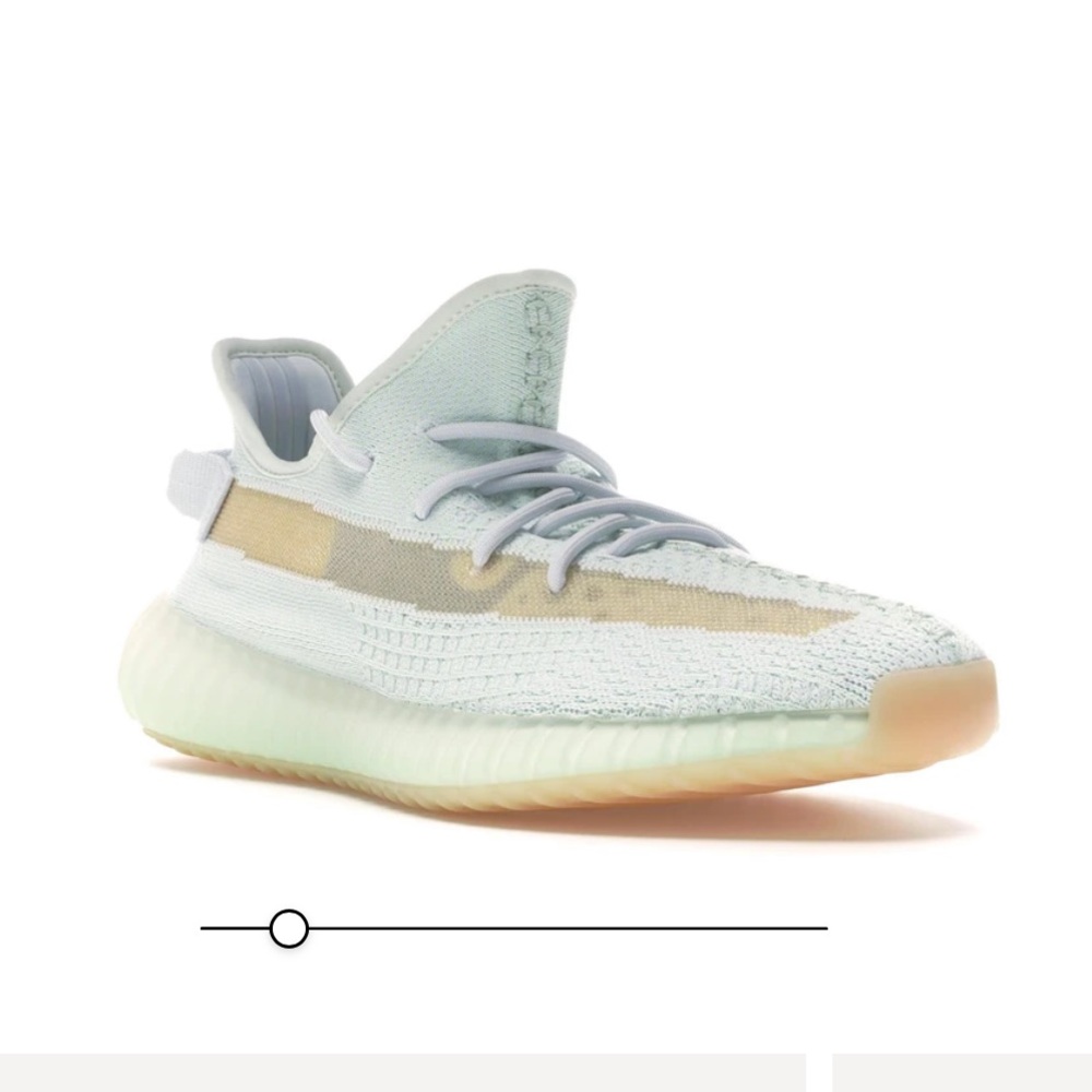 Brand new in box Yeezy 250 V2 hyperspace size 7